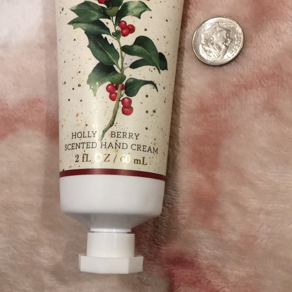 Castelbel Porto Christmas Winter Holiday Scented Holly Berry Hand Cream NWT 2oz - Picture 14 of 15